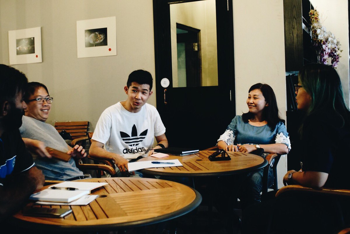cabiharusdrejam's tweet photo. Writerd workshop - Discover The Writer In You by Gina Yap Lai Yoong #JBWRF #JBIFC https://t.co/StaKevSiFN