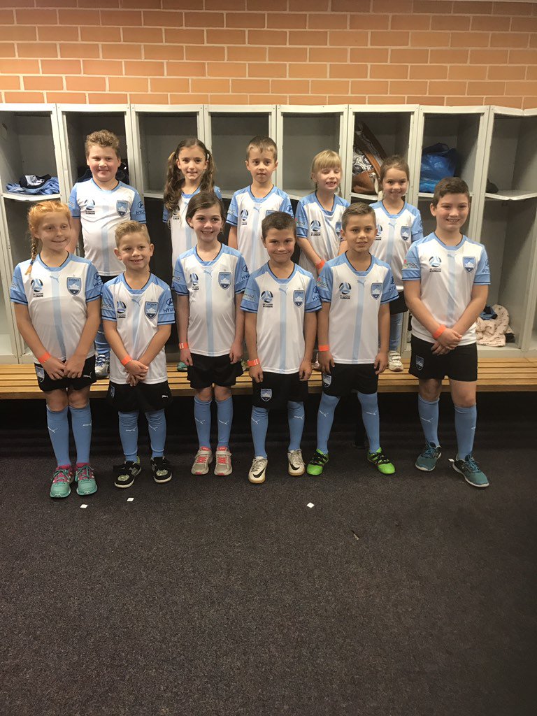 NorthSutherland's tweet photo. Shire Kids #ssfa #shirefootball #SYDvWSW #ALeague https://t.co/3aONNb0nE5