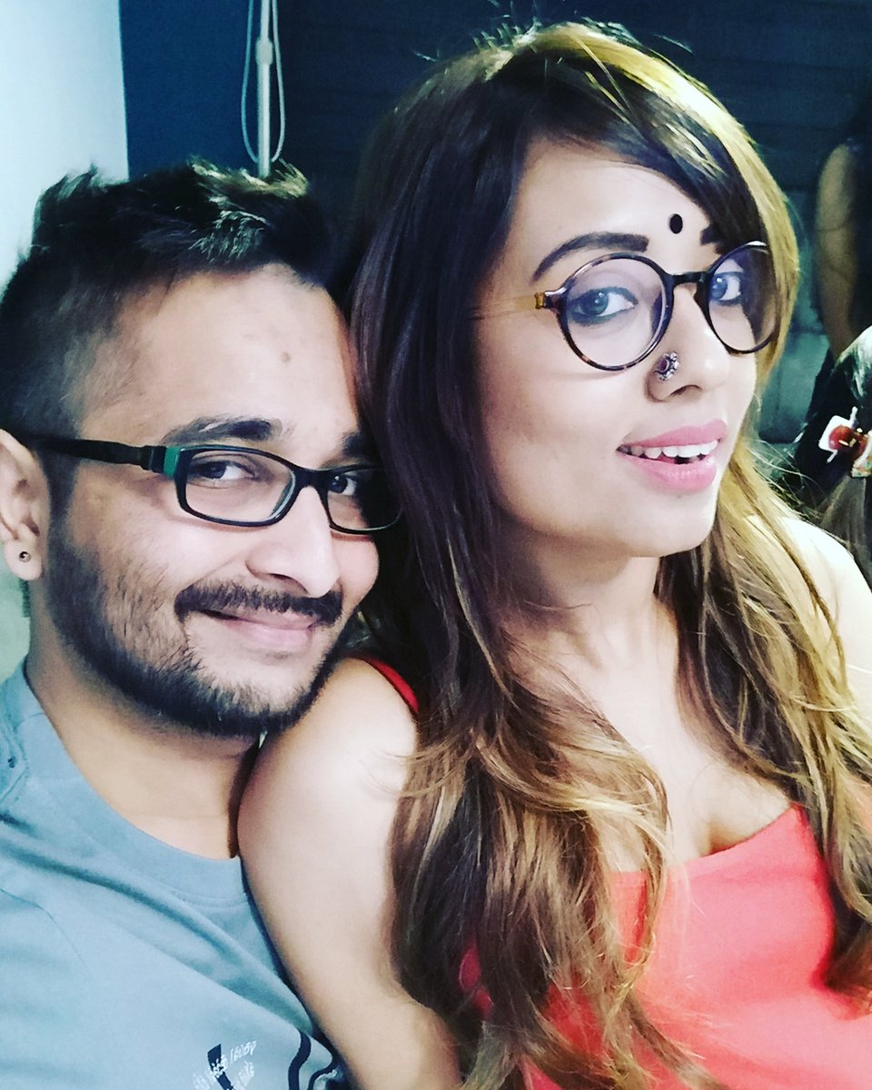 IamMihirPandya's tweet photo. Happy Bhai Dooj Behna. Without You I'm Incomplete. I Love u tonnes 💗
#Asmania #Bromance #ILYSM @DHeartWantsAsma https://t.co/Sy4cDbliri