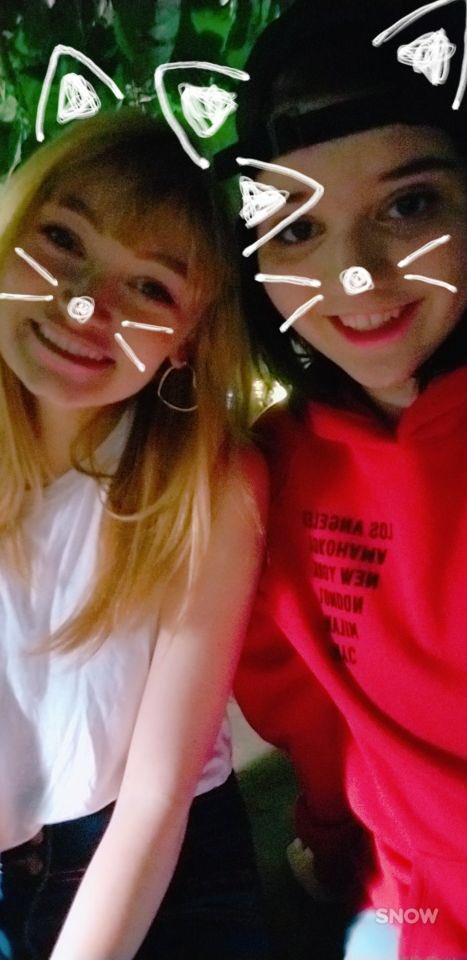 pea_chwe's tweet photo. i forgot to upload these here 😇 thank u paige for getting me out of the house the other day 💕 https://t.co/5zkQb0p3pW
