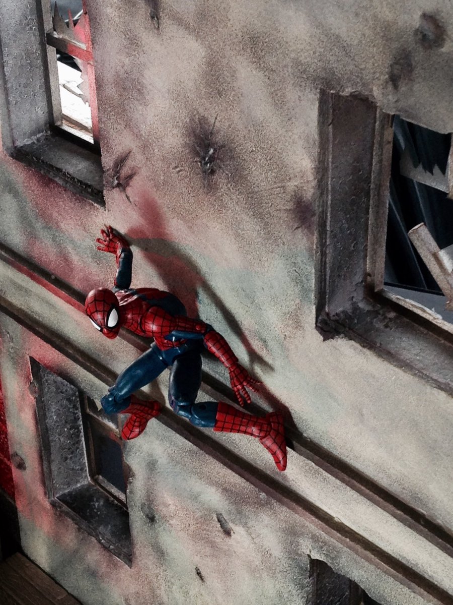 When spiderman become a spy 🕷🕸 #maxcited2017 #toysportal