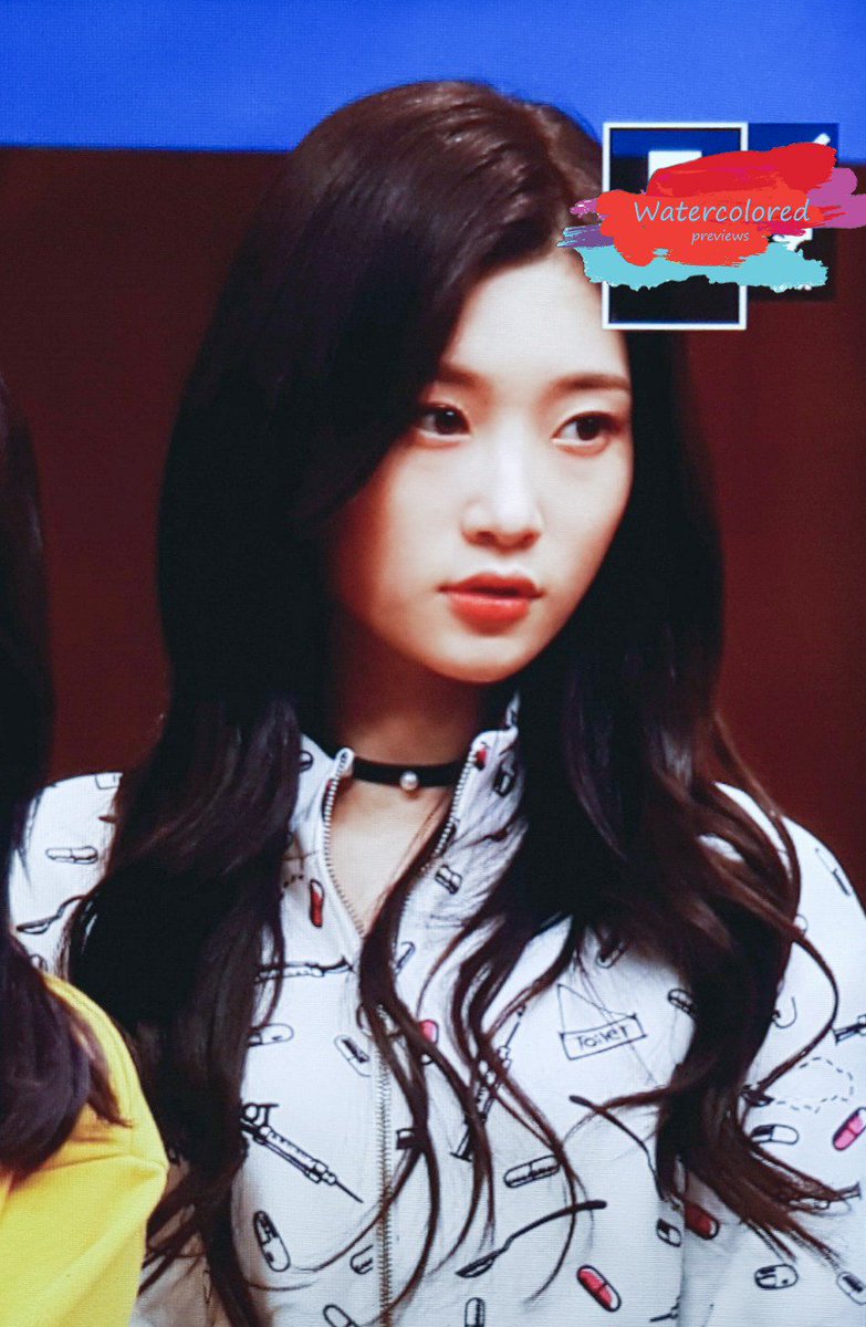 Watercolored_'s tweet photo. 171021 당산 TCC아트홀 팬사인회 preview 2p

채욘..?

#정채연 #채연 #Chaeyeon #다이아 #DIA @dia_official https://t.co/urCJVWUc2j
