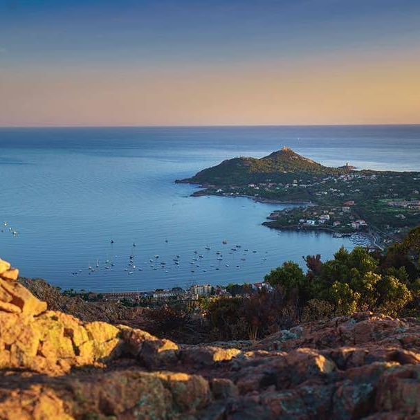 [ Photo du jour ] 📸 Pour bien finir la semaine, on ne résiste pas à partager la photo de @instawind83 © 👌 Faites comme lui, partagez vos photos de la destination #Estérel #CotedAzurFrance sur Instagram avec le tag #VisitEsterel instagram.com/esterelcotedaz…