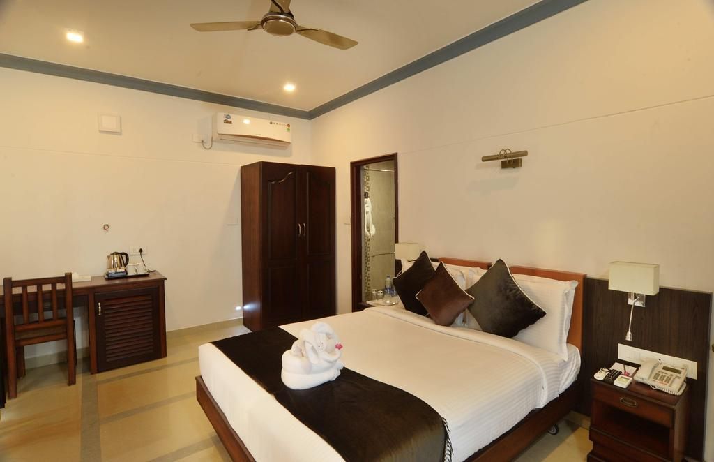 rockstays's tweet photo. "Boutique beach resort uniquely located on a cliff in Kerala
₹9,000"
https://t.co/yi99X3XxRh https://t.co/40Zi36CZp2