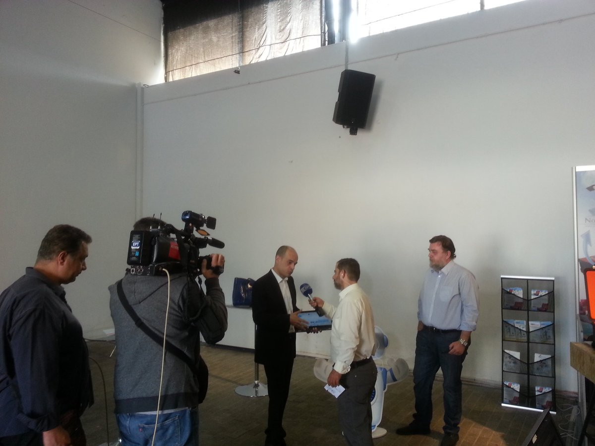 s_pitoglou's tweet image. Παρουσιαζοντας το medi και το MedInfoBook στο πρωινό της ΕΡΤ. Special thanks @dravityhealth για τις φωτό. #MedInfoBook #ehf17 @com_sol