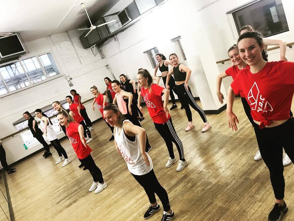 brendonhansford's tweet photo. Having fun with my Youth Company @pineappledancestudios 🙌 go and follow them all: @billie.harris @hannahj3ffrey @L… https://t.co/dcGhEaq9op https://t.co/F2BKmf1yQm