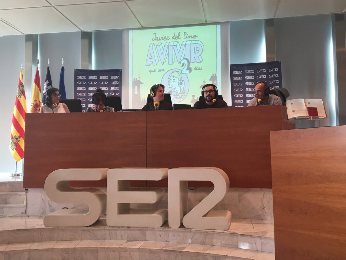 esventall's tweet photo. Entramos en directo en breves #avivirqueson2dias#ibiza #otoño #buenosratos #ser #radioser https://t.co/mCN0WRUtZP