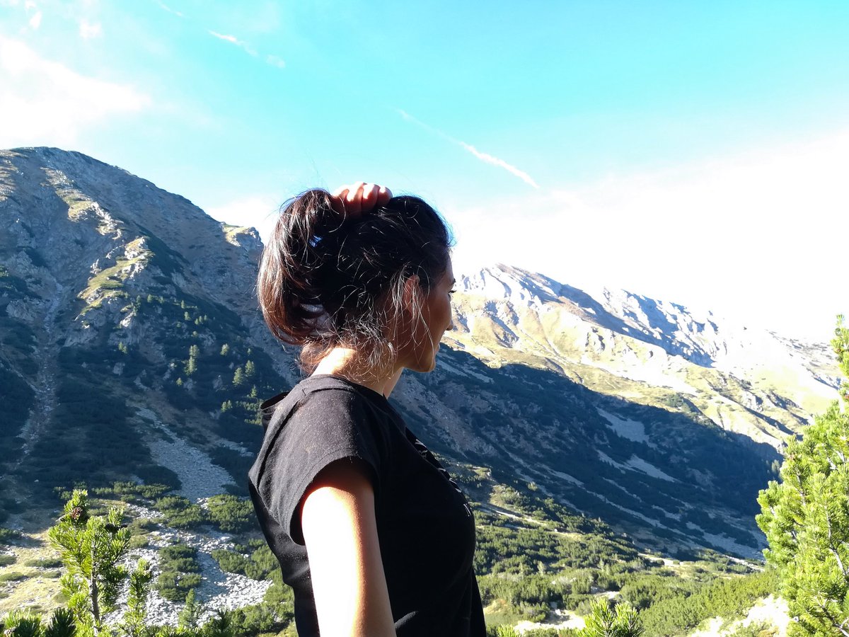 iulia_vasile's tweet photo. Some shots from last weekend's trip to #Bansko #Bulgaria β€οΈ #BloggersOnTop π
π thx @CoworkingBansko https://t.co/Xry4Yeszok
