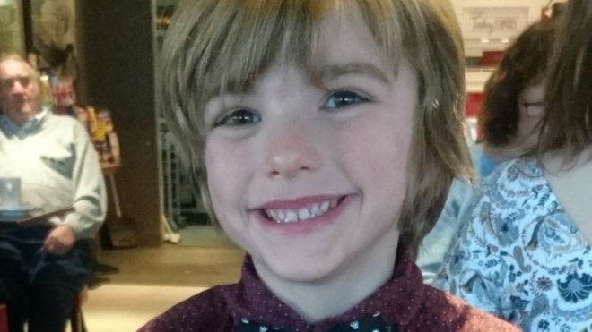 BBCLookEast's tweet photo. Jacob, seven, collects supplies to help rough sleepers https://t.co/IorH1zYIkF https://t.co/bamks6LEZU