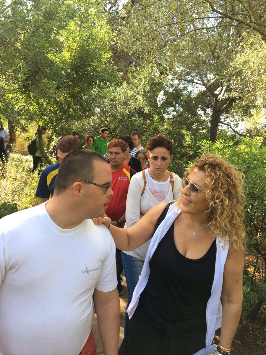 sanchezuriarte's tweet photo. @fund_adecco y @orange_es compartiendo jornada medioambiental con los amig@s de Fundación Rocio de Triana https://t.co/fwBhfeg22U