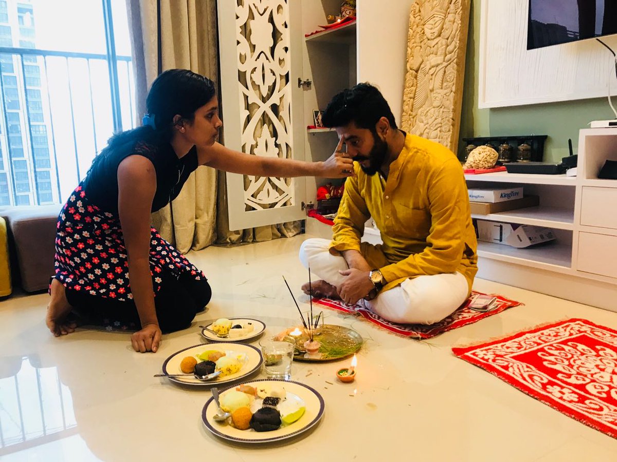 RajFansClub's tweet photo. Bhai fota 😍😘 @iamrajchoco https://t.co/dzQk71EDzh