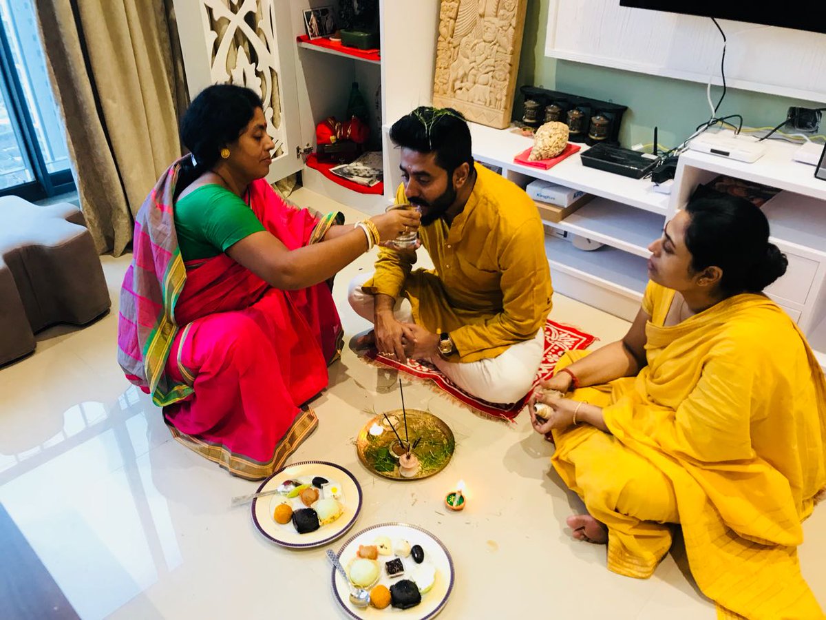 RajFansClub's tweet photo. Bhai fota 😍😘 @iamrajchoco https://t.co/dzQk71EDzh