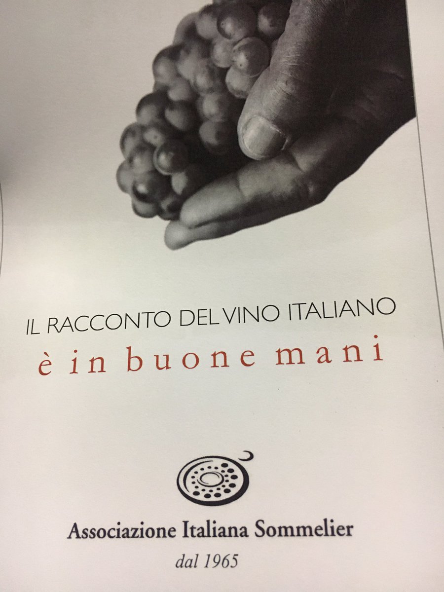 "I #sommelier svolgono un lavoro prezioso" parola dell'assessore #FabrizioSala <a href="/LombardiaOnLine/">Bridge Stonetyre</a> #Vitae2018 <a href="/AISMilano/">AIS Milano</a> <a href="/AisLombardia/">AIS Lombardia</a>