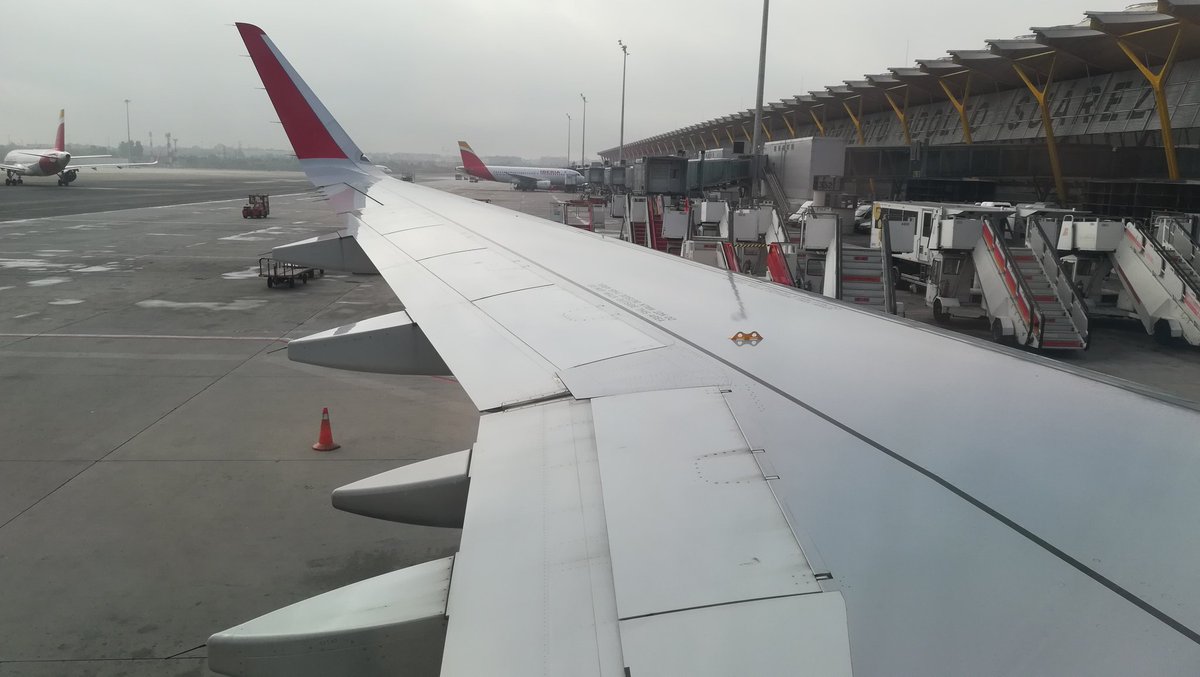 saanjooo03's tweet photo. #IB426 #MAD #BIO #320 #ECMDK @controladores https://t.co/NbOibvHiWl