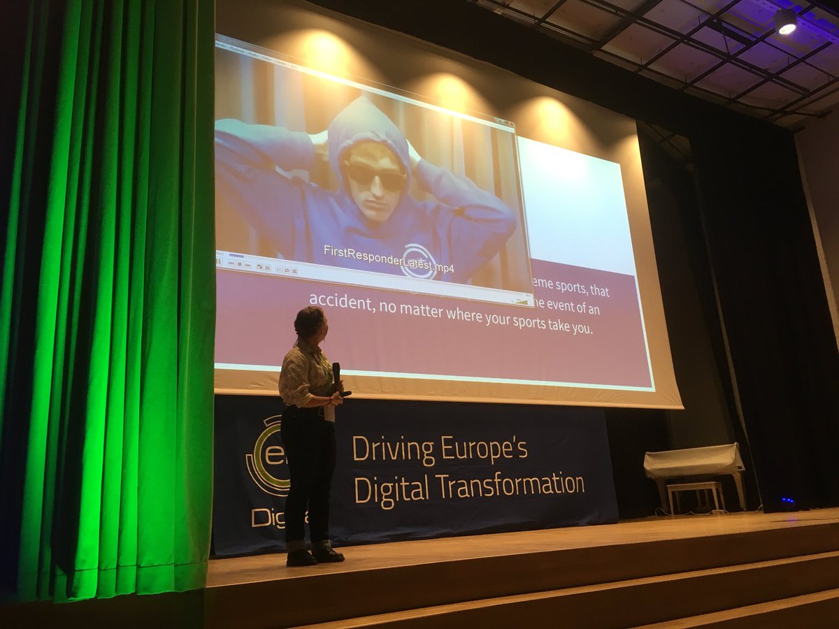 karinoostt's tweet photo. Having fun listening to pitches of students EIT Digital Master School #kickoff17. Awesome ideas! https://t.co/O8aDPEY1Nq