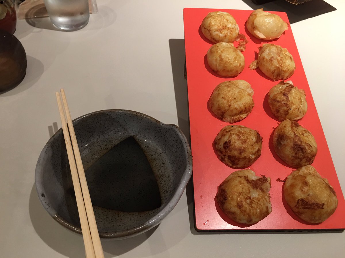 jAbuEKyWbGftDgo's tweet image. 明石焼き初めて食べたけど、めっちゃ美味しい！！
これから関西に来たら絶対たべる！笑