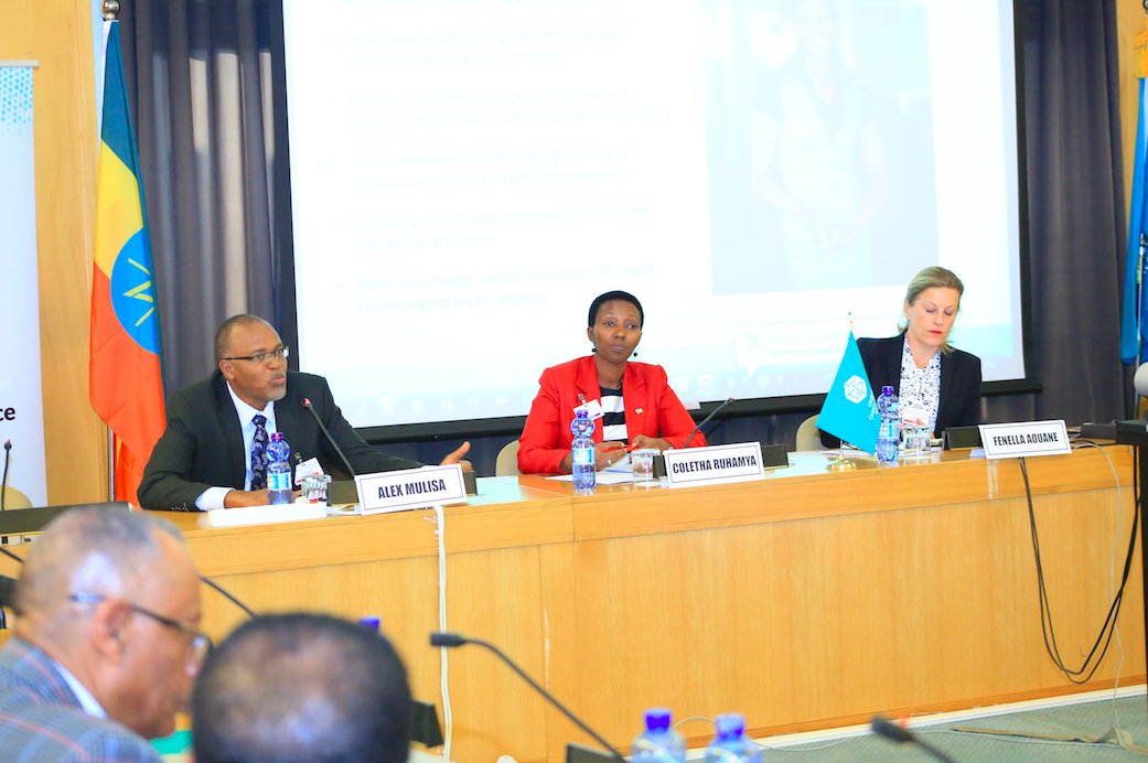 EnvironmentRw's tweet photo. Photos: @REMA_Rwanda DG @cruhamya and @GreenFundRw's Alex Mulisa share #Rwanda's experience at @gggi_hq #GGGWeek2017 https://t.co/PfFlQqgAMA https://t.co/DJc9oesV65