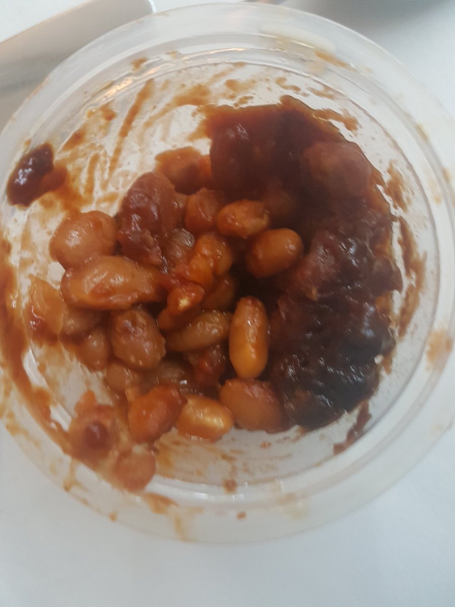 kwmail1984's tweet photo. @KFC_UKI   think it's okay to sell this to people .Thanks for ruining my lunch 😒🖕 https://t.co/OCaFCTrF3y
