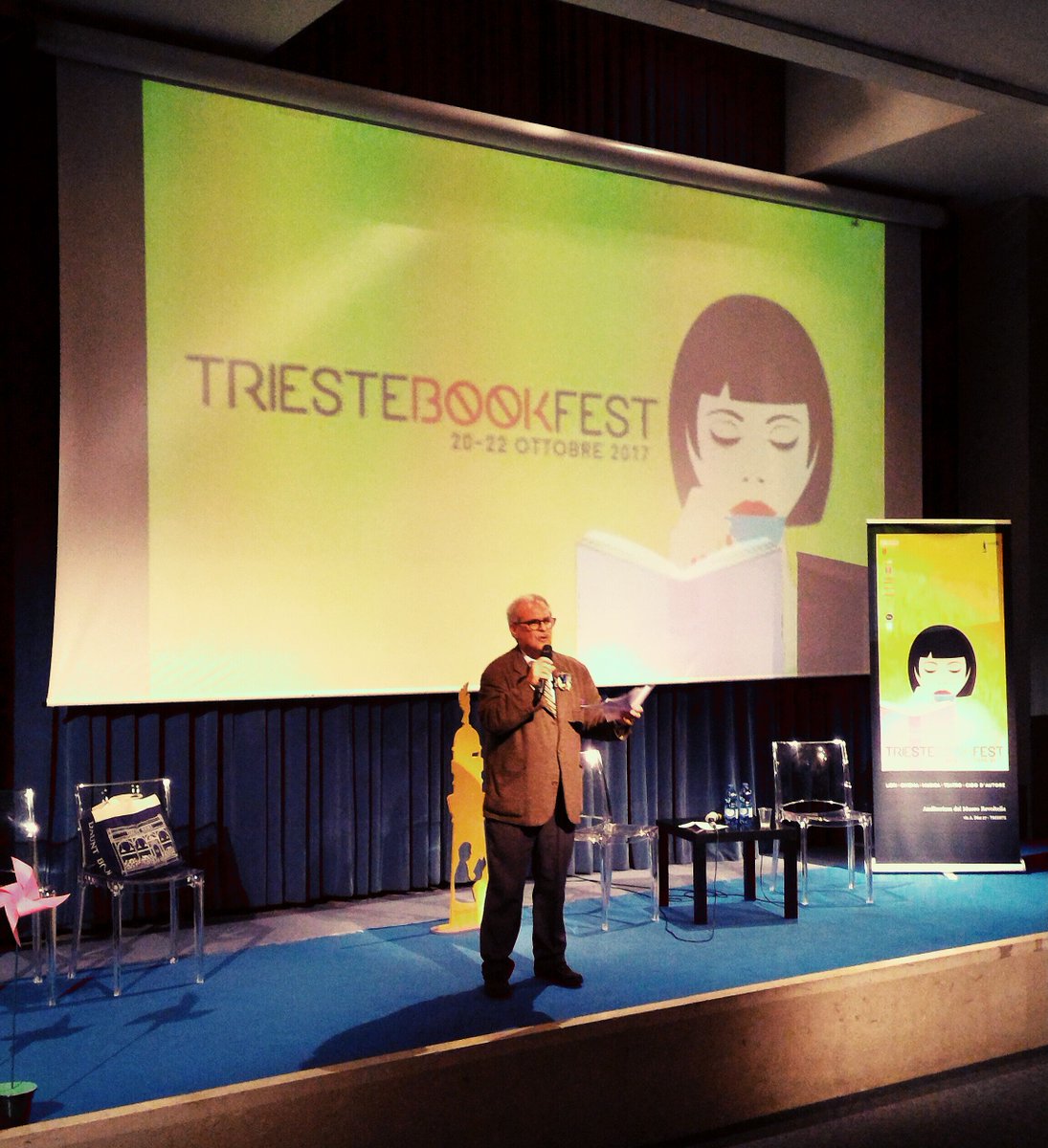 Dopo Laila Wadia, tocca a <a href="/baotzebao/">Valerio Fiandra</a> che ci intratterrà con una riflessione su: "Le parole non contano. Libri-Schermi-Suoni-passi" #tbf17