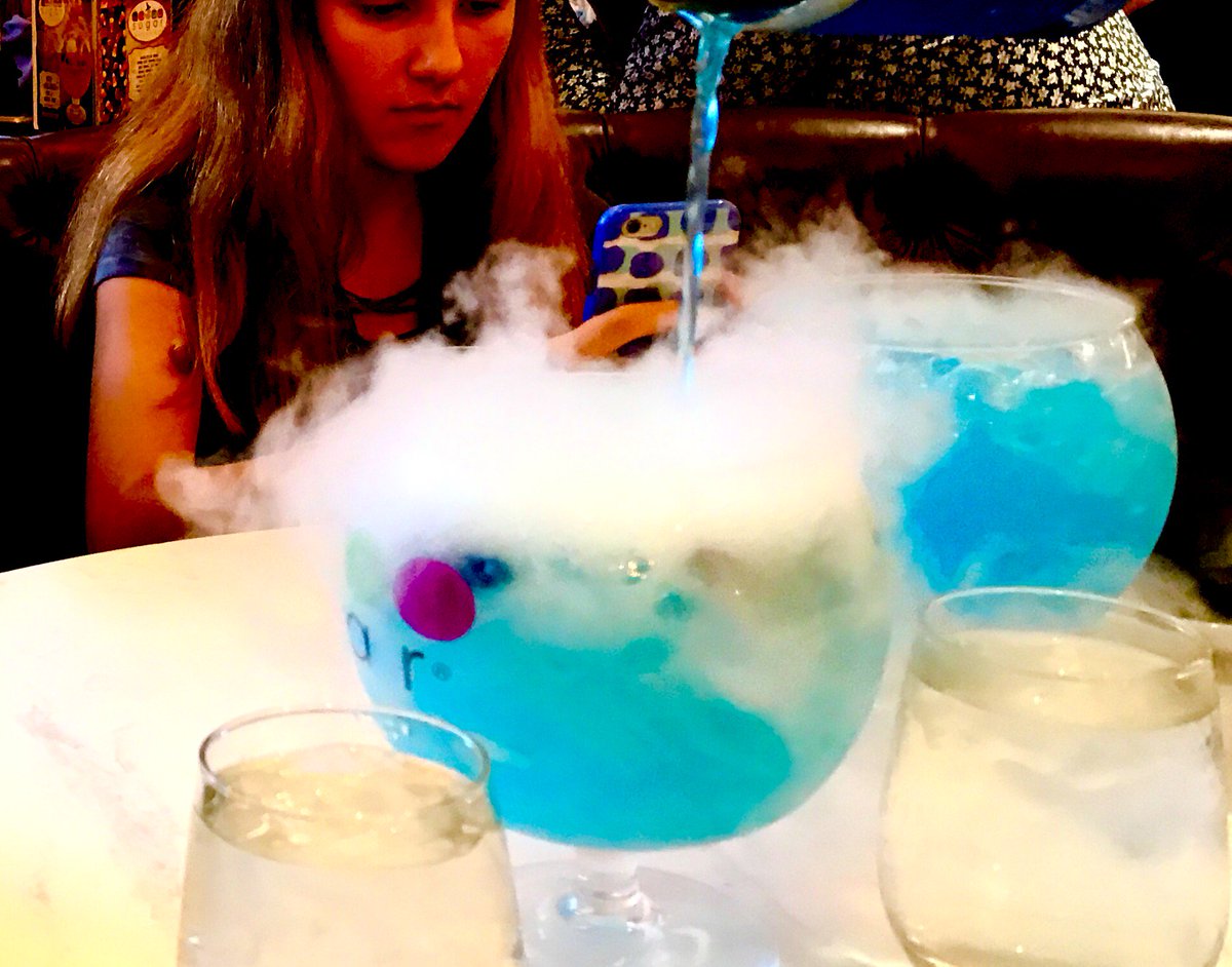 tipsfromtown's tweet photo. 5 Tips to Surviving Another Place Kids Love...and Parents Hate. #thesugarfactory #placeskidslove #tipsfromtown
https://t.co/AGfSY3kRTH https://t.co/bsU8ryFKKv