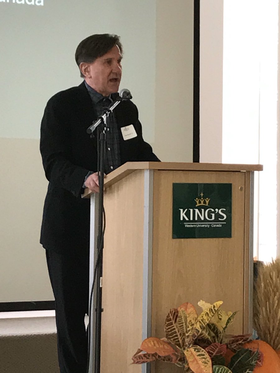 deanaruston's tweet photo. Ed Struzik reflects on the sense of unique community @ @kingsatwestern. The love & passion King’s has for helping others & the humanities! https://t.co/l1X9y5zwQs