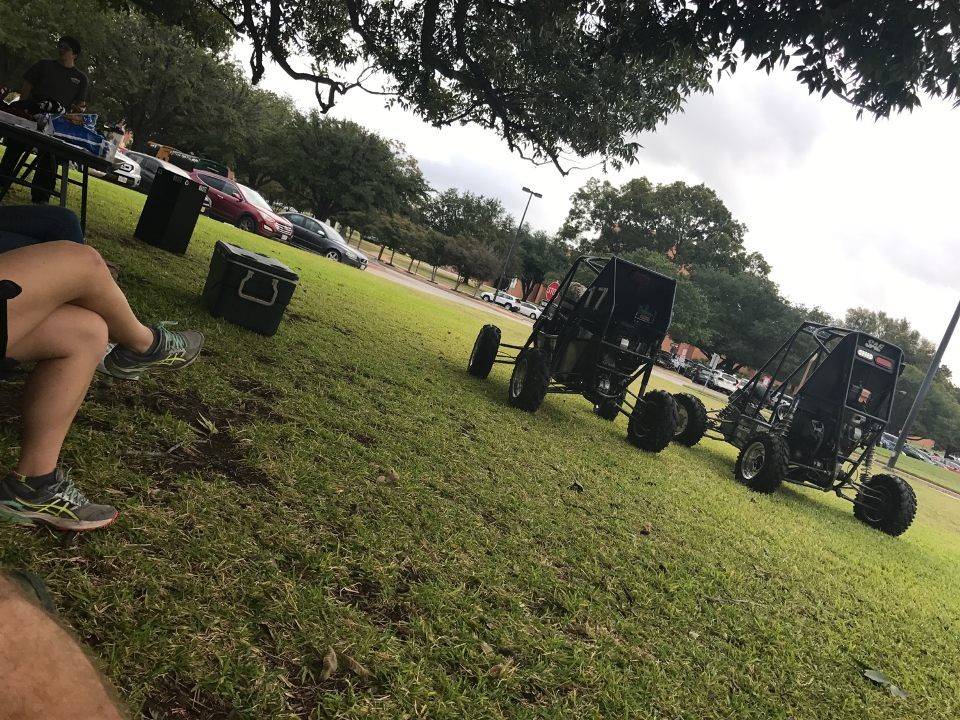 BaylorSAE's tweet photo. The parade was a blast! We'll be in the Rogers Lawn until 11am so come out and take the cars for a spin! https://t.co/uqq1VDMzGy