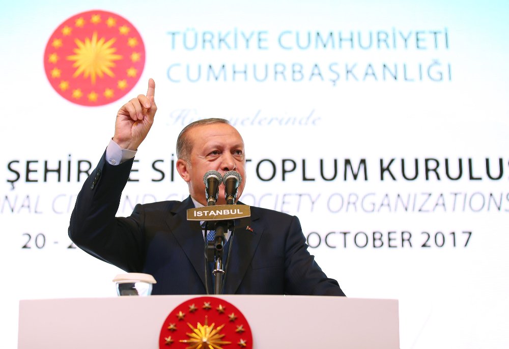 odahabertv's tweet photo. “Bu Şehre İhanet Ettik”
https://t.co/8xfAvlvCP7
İhsan Eliaçık
#NihalAtsızOkuyoruz
#AhmetTanerKışlalı
Serdar Özkan
Felipe Melo
#MilletinAdamı https://t.co/90bfQ8PxxF