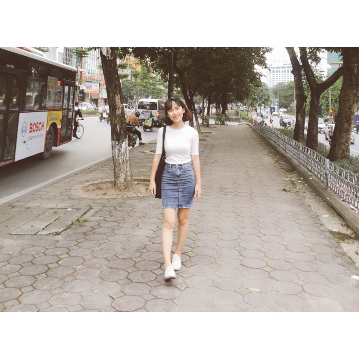 MInBENHo's tweet photo. #autumn #Vietnam #HaNoi #peopleinvietnam #vietnamese #iloveyou https://t.co/ROg3QasS4T