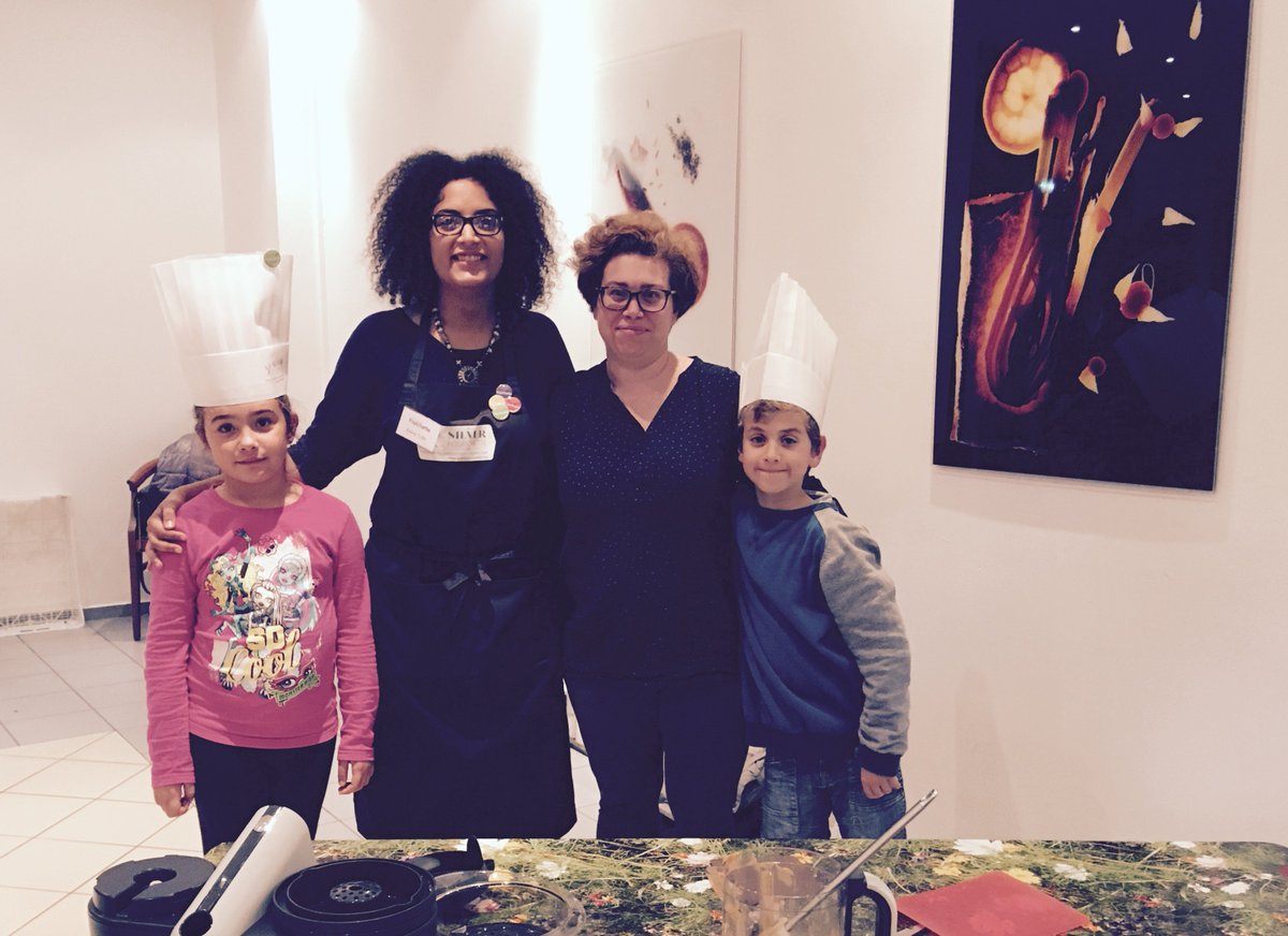 LI_association's tweet image. ⭐️ Clôture de la 1ère journée au Salon#Bon @val_de_marne: 3 ateliers cuisine par le Chef @NicolasFix 30 familles ⭐️
On vous donne RDV demain