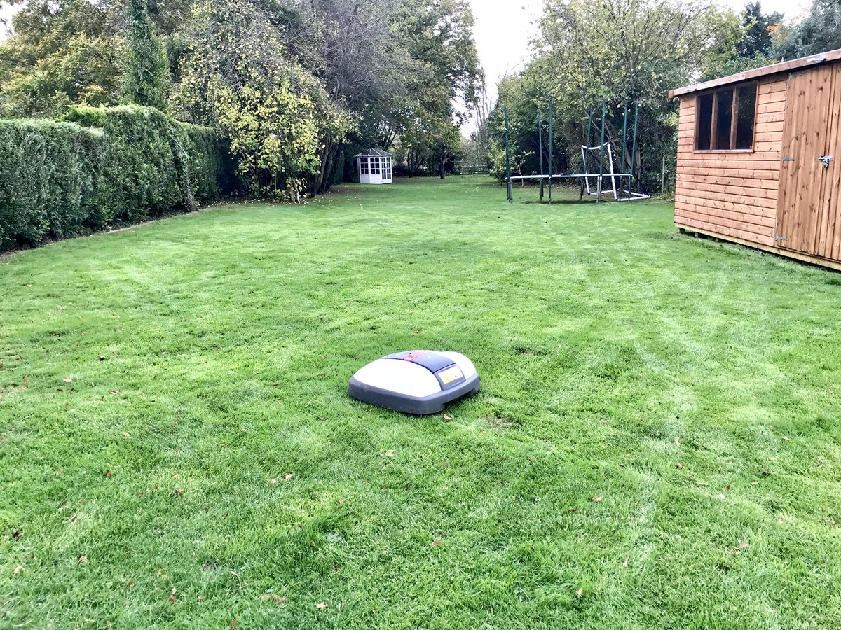 SteveFowler's tweet photo. Garden looking lush and lovely thanks to another summer of autonomous @Honda action. Miimo soon to have the winter off. https://t.co/1QtQ0L9UsD