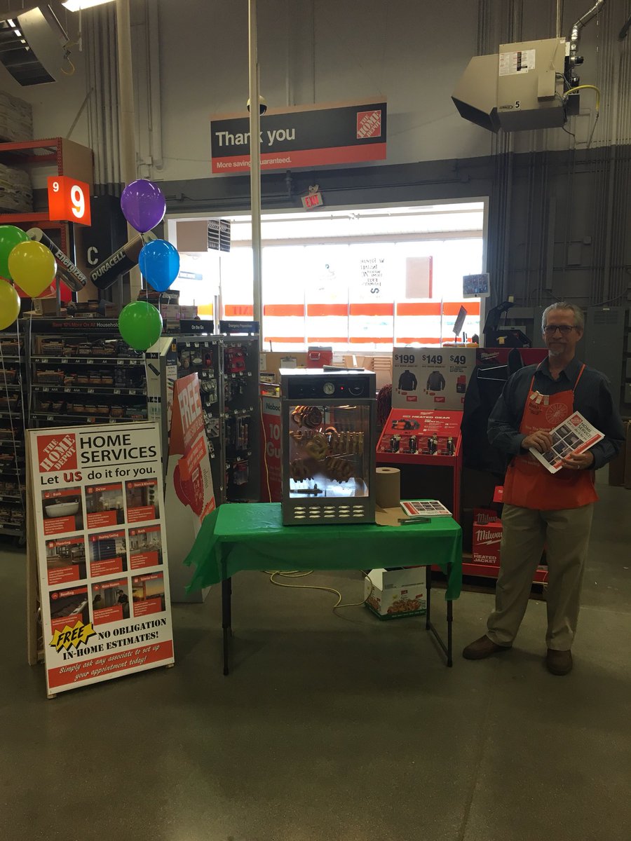 Rsf8RJ's tweet photo. #2306 Flooring DS Riekki on the front end driving services with his “let us do it for you” event. Great job driving the business Riekki! https://t.co/h2UX9GXwSV