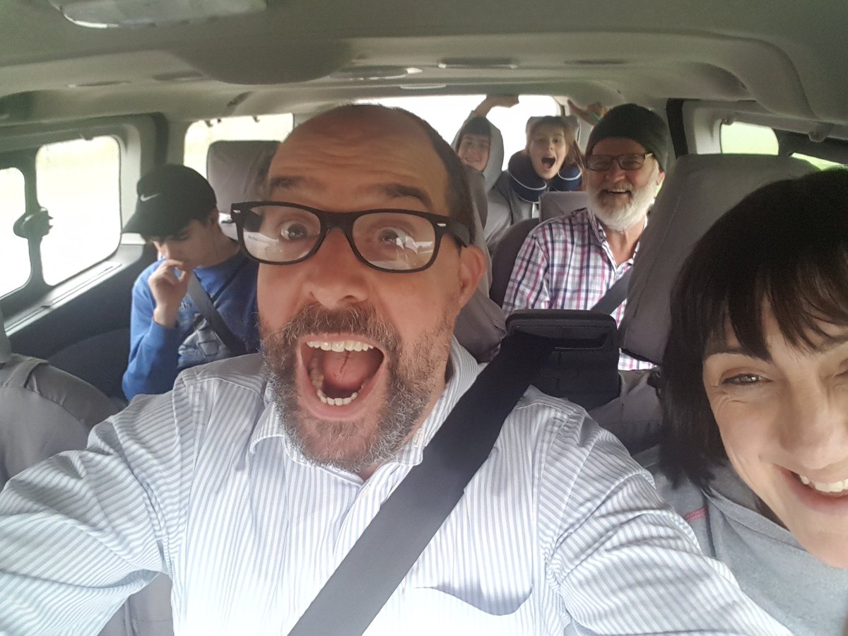 charlesallen15's tweet photo. And we're off! 🏖🌞 #Oman2017 https://t.co/5Egqyr6GhS