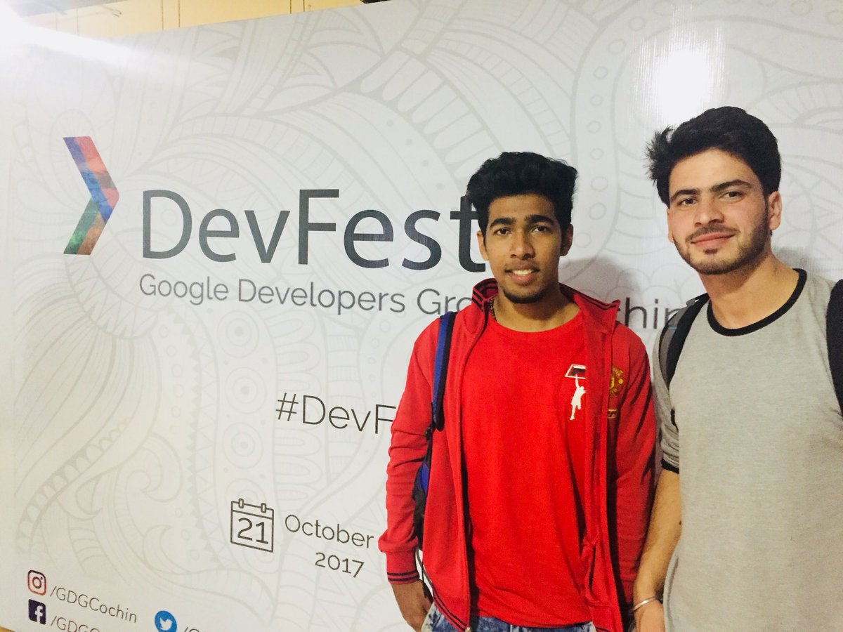 tomascyriac's tweet photo. #GDGCochin #devfest2017 https://t.co/vcKDSghuMw