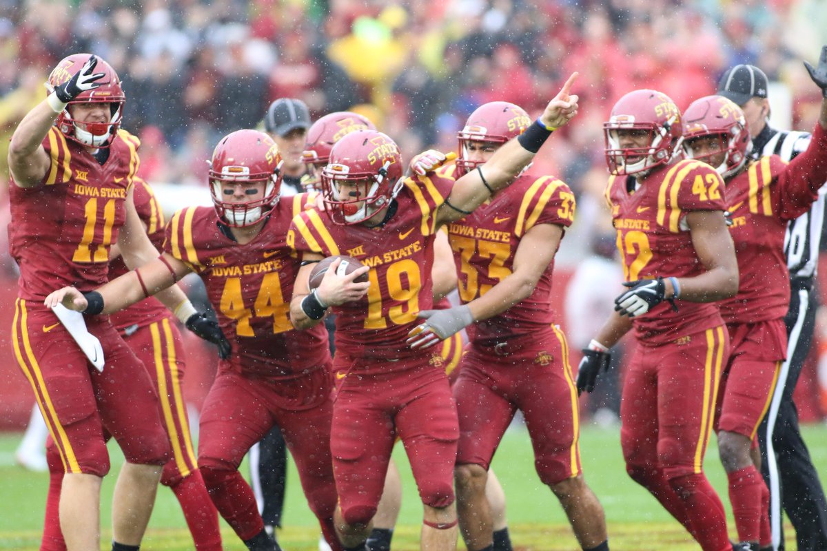 CycloneATH's tweet image. ICYMI how to watch today's game-

📺: FS1
💻: bit.ly/IowaStateFB1021
📻: bit.ly/CycloneRadio
📱: listen.tunein.com/cyclones
Kick-off is 11am.