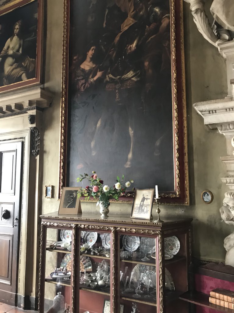 VatySuvimol's tweet photo. A palazzo terzi per degustare #luxurycheese #progettoForme @IlariaVezzoli94 @starsspoon @LetiziaCilente @TurismoBergamo #bergamo https://t.co/fjU7izfa3A