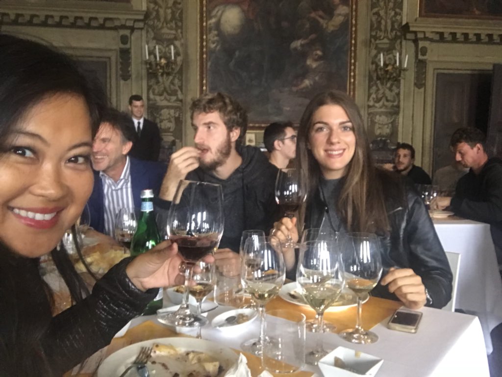 VatySuvimol's tweet photo. A palazzo terzi per degustare #luxurycheese #progettoForme @IlariaVezzoli94 @starsspoon @LetiziaCilente @TurismoBergamo #bergamo https://t.co/fjU7izfa3A