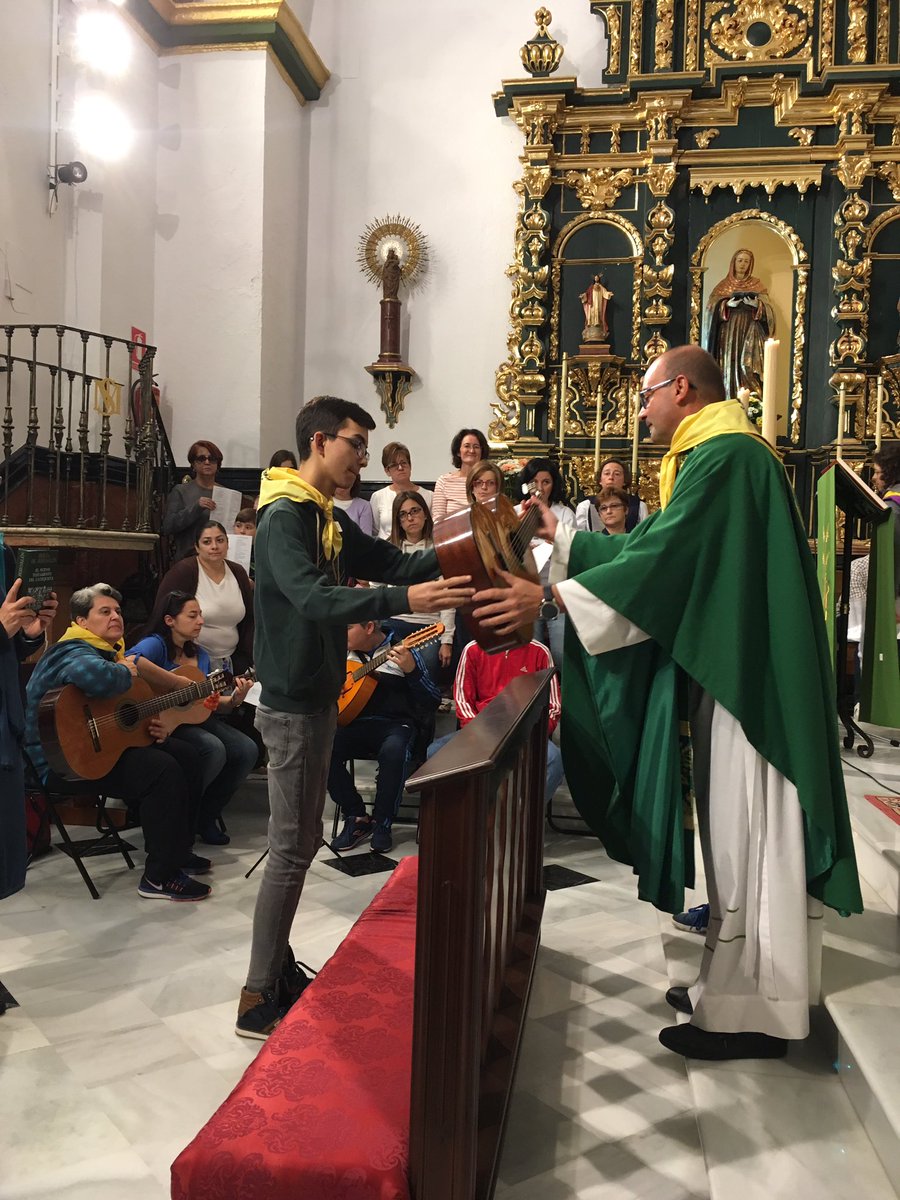 jmvcabra's tweet photo. Ofrecemos nuestra vida al Señor en este día de #convivenciafamiliavicenciana https://t.co/9iGJvXYicn