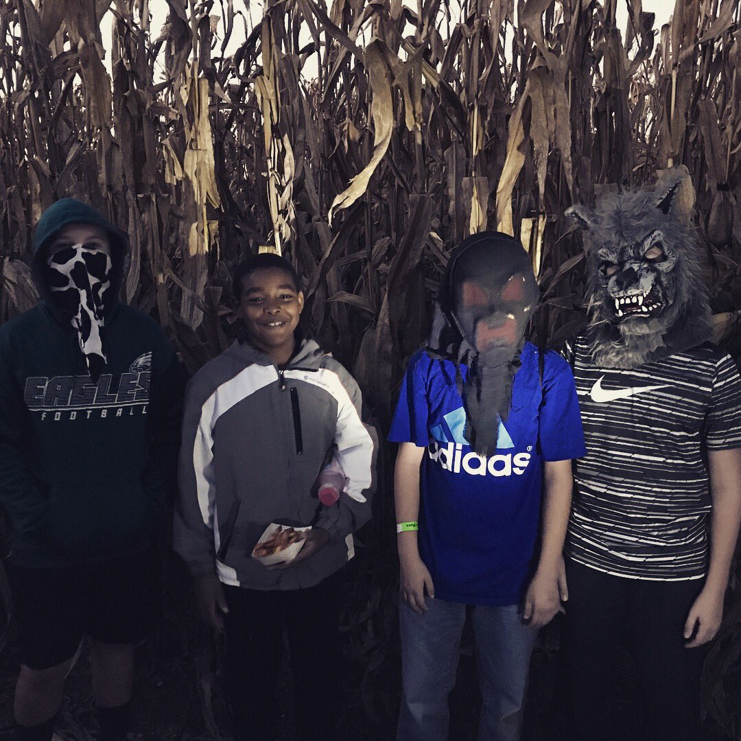 CCMS_Spartans's tweet photo. Corn Maze Shenanigans #FalconPride https://t.co/F3OzgdDgc7