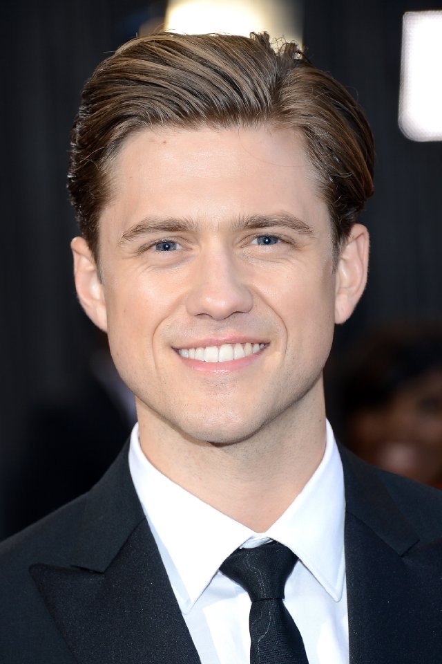 Happy Birthday Aaron Tveit 