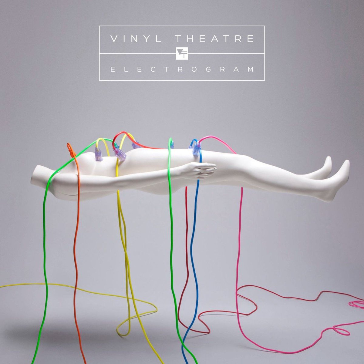 Shigezoh Nowplaying Shine On Electrogram By Vinyl Theatre ウイイレ16 のbgmでずっとかかってた曲 サッカーゲームは曲がかっこいい