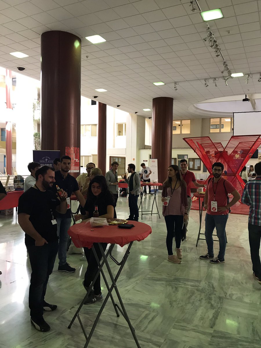 TEDxUSevilla's tweet photo. Hora del aftertalk! Has participado ya en el concurso?? 
#CambiaElEnfoque #TEDxUniversidaddeSevilla https://t.co/1ArXCtC8WD