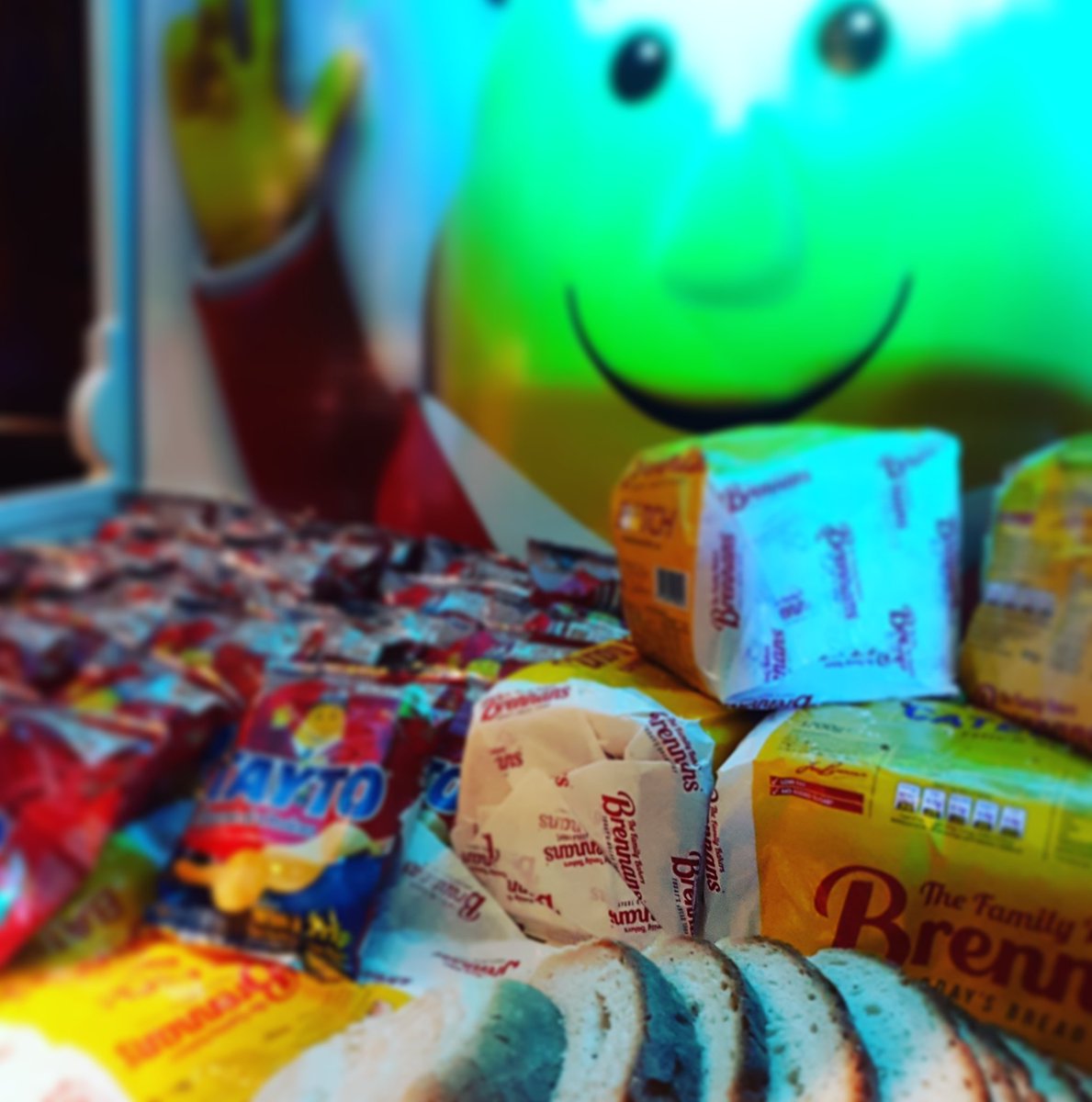 JOBIEofficial's tweet photo. Crisp Cart at the ready! #tayto #party #batchbread https://t.co/YQ4eaNh0Nc