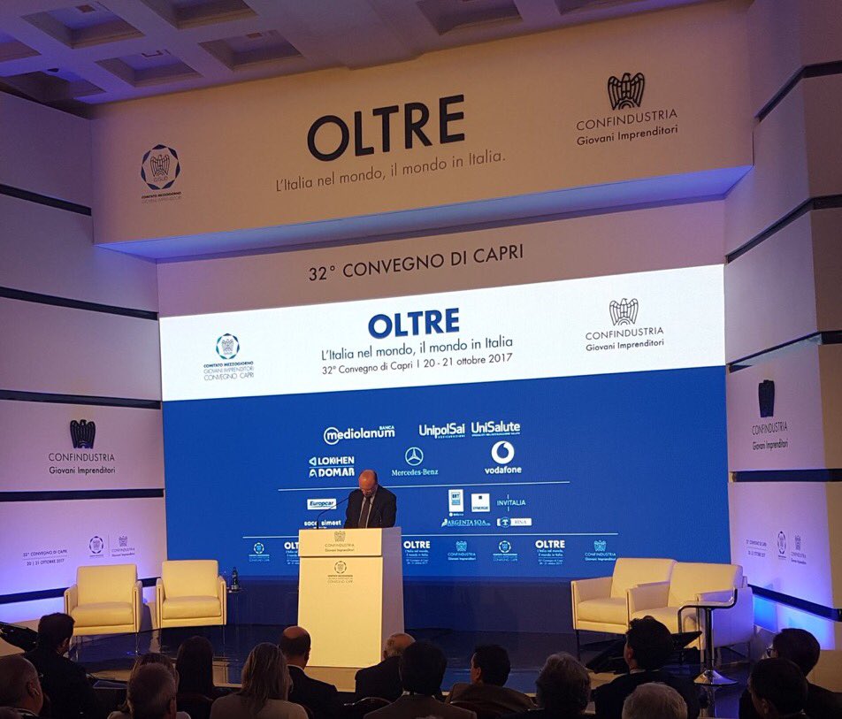 sole24ore's tweet photo. Boccia @Confindustria a #Oltre #Capri17: Stabilire obiettivi nell'economia reale per capire l'impatto sul bilancio #capri2017 #oltre https://t.co/sX8MsXOReR