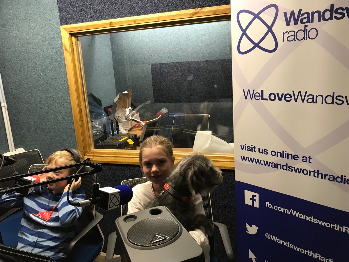 dancegroovesUK's tweet image. Mrs Waffles #firstinterview #radiointerview #LiveOnAir @WandsworthRadio @FayonTV #kidsarealright #kidsofputney #perfectpet Please ReTweet