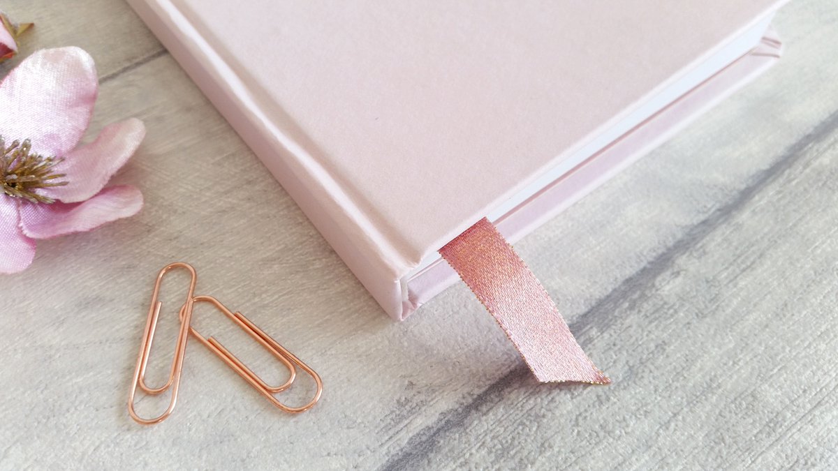 OpheliaDesigns's tweet photo. Lots of new designs ready for being organised in 2018
https://t.co/q2UvcmEzq7 #handmade #stationery #stationeryaddict #etsy #diary #journal https://t.co/3xZXOjEjLj