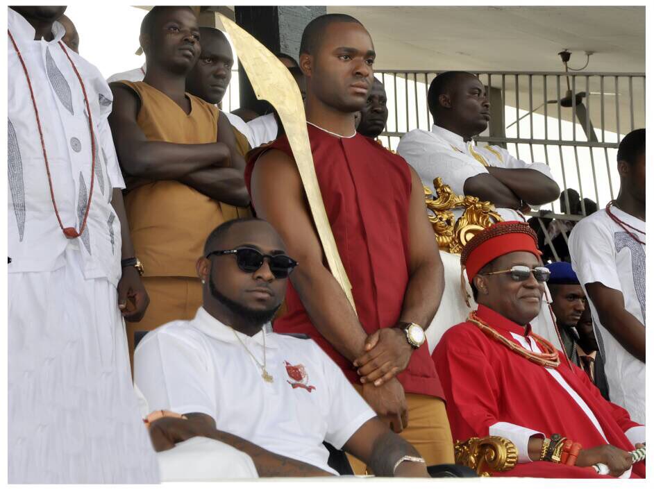 Davido tweet media