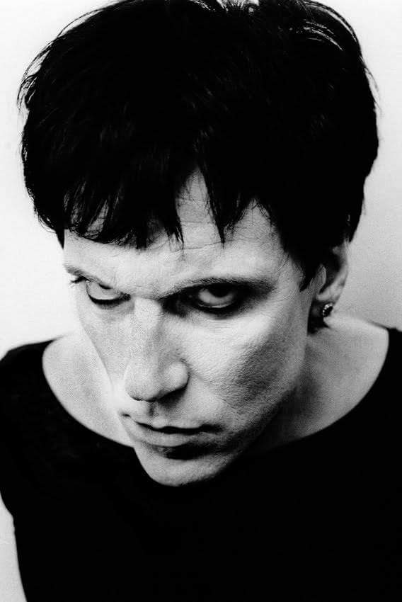 Happy birthday to the late great  Lux Interior of The Cramps (R.I.P) 