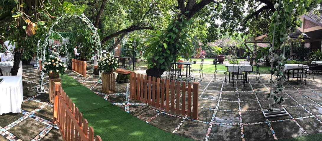 yasin_syarief1's tweet photo. Kubil resto di kota serang

#alambantenn #GenpiBanten #ExploreBanten #Exploreserang #wowBanten #ExcitingBanten #PesonaIndonesia #FFGenPI https://t.co/L4ZpXc4HR8