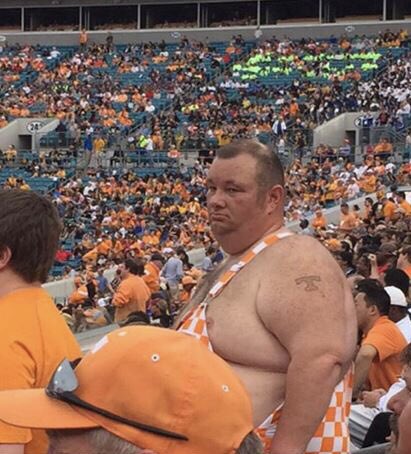 UnhipsterThe's tweet photo. It’s game day and you’re either yelling #RollTide  or your with this thing. #tenneseehateweek https://t.co/uwb5D7Fhuj