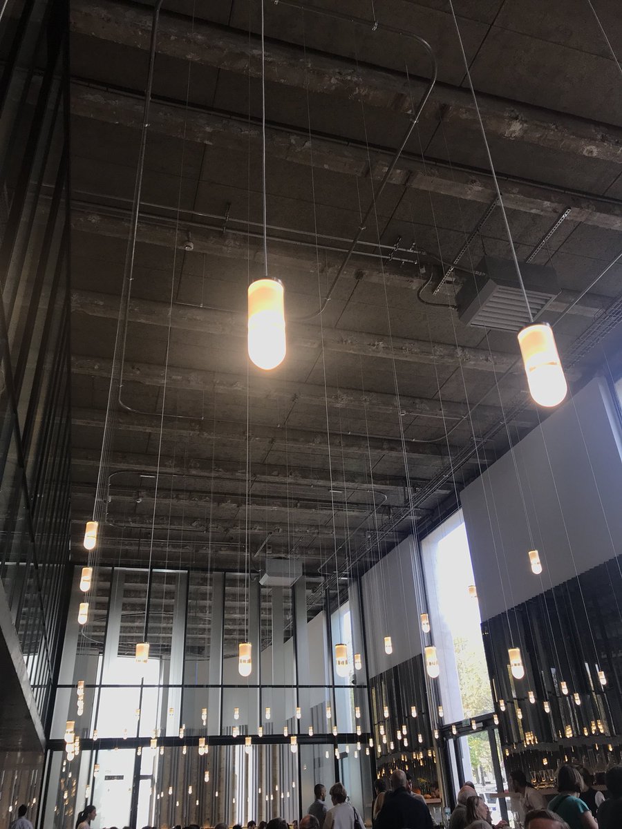 Bon appétit du samedi <a href="/lesgrandsverres/">Les Grands Verres</a> <a href="/PalaisdeTokyo/">Palais de Tokyo</a> #fooding #art